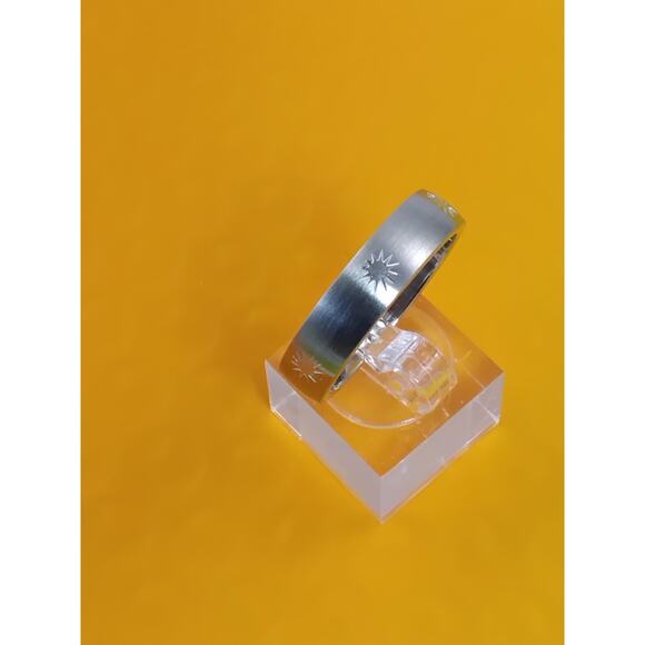 Elegant Vintage Quality Handcrafted Stainless Steel Starburst Ring Size 12.25 - Picture 10 of 10